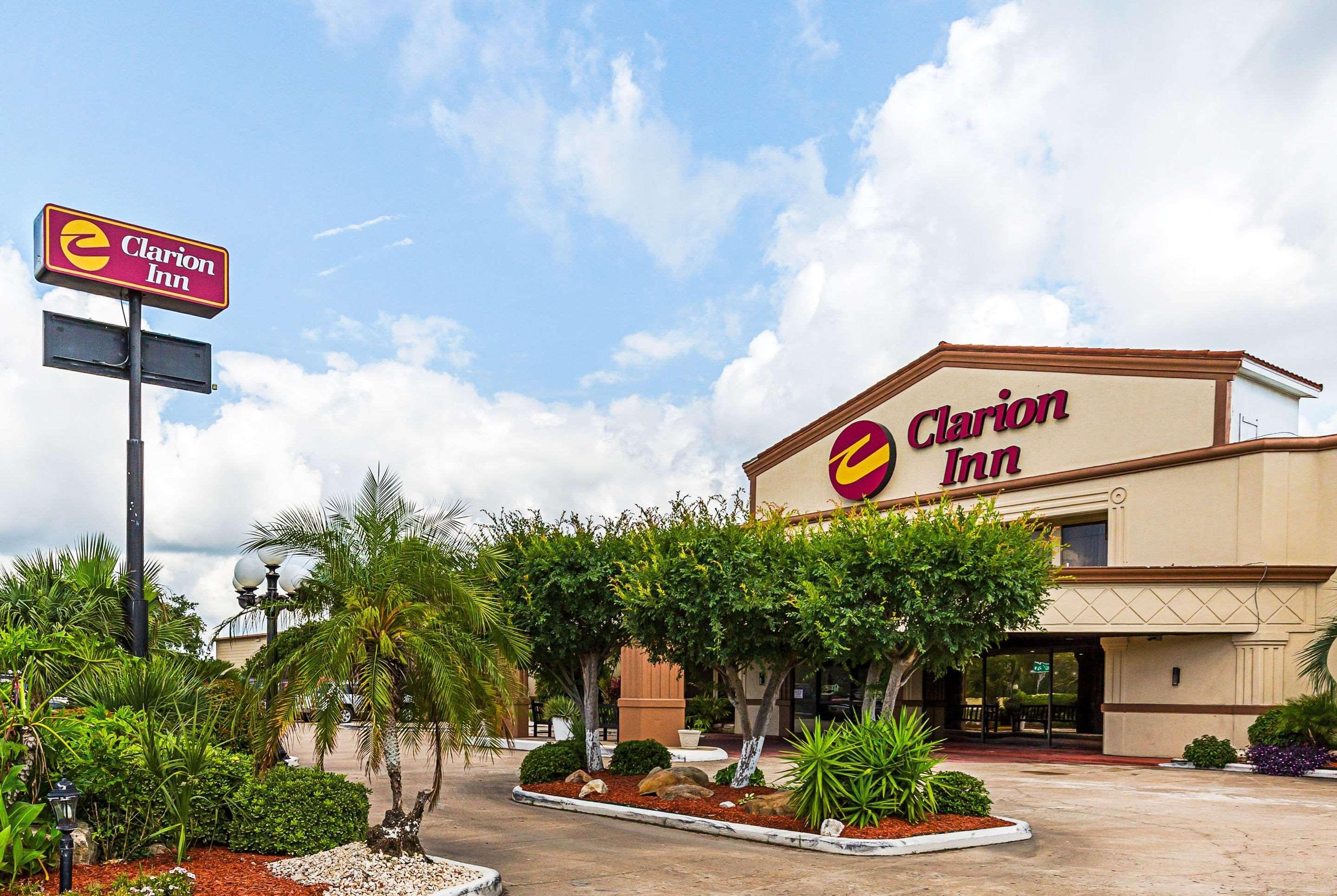 Clarion Pointe Lake Jackson - Clute 외부 사진