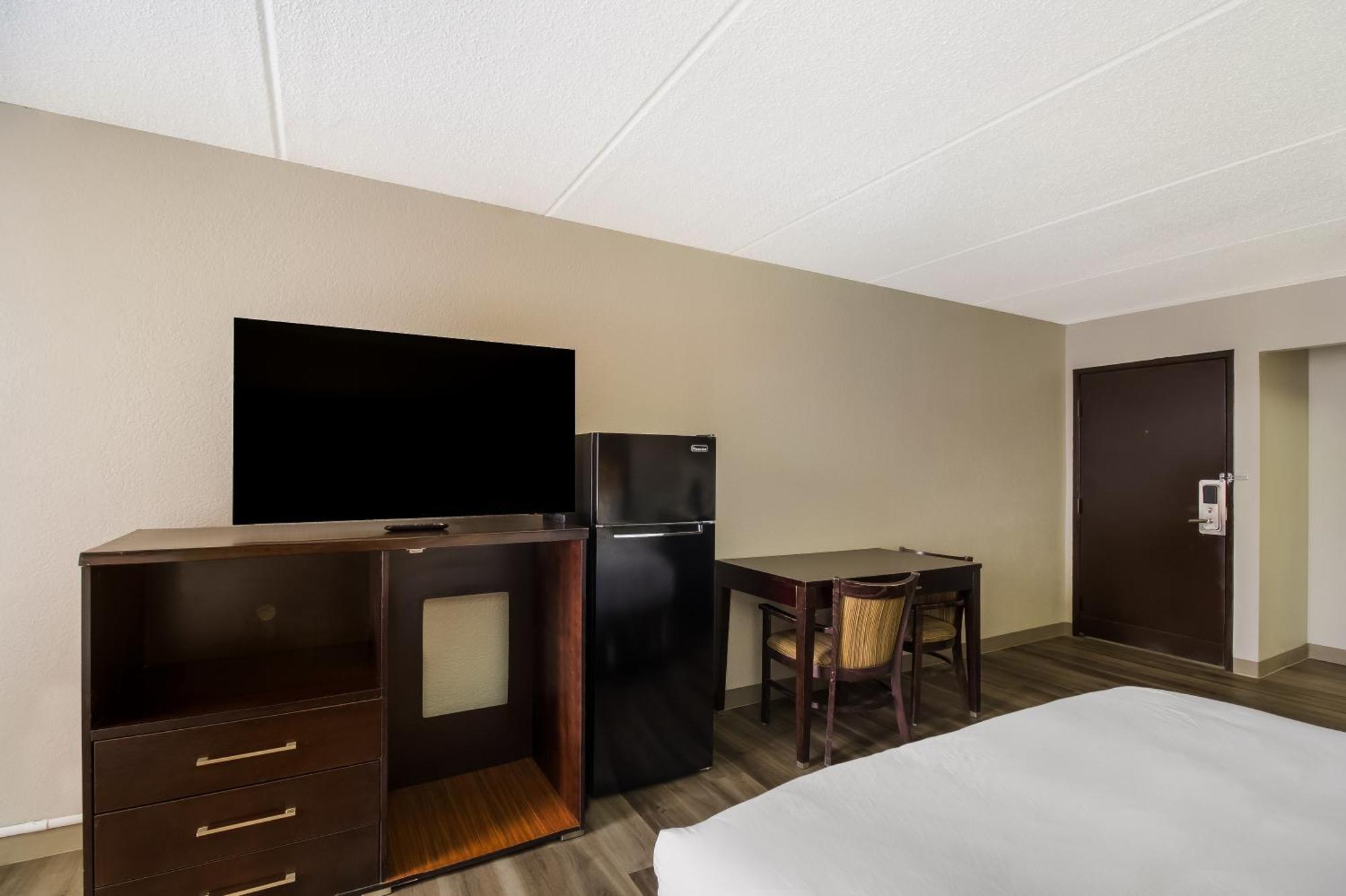 Clarion Pointe Lake Jackson - Clute 외부 사진