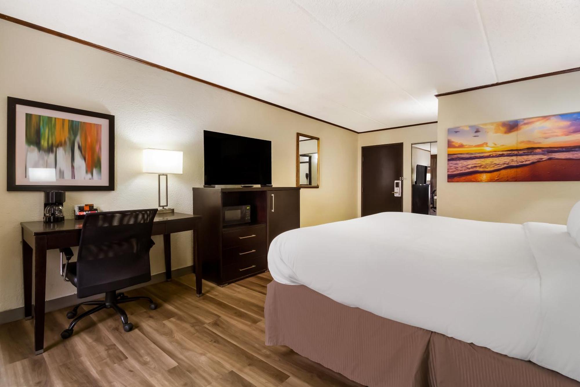 Clarion Pointe Lake Jackson - Clute 외부 사진
