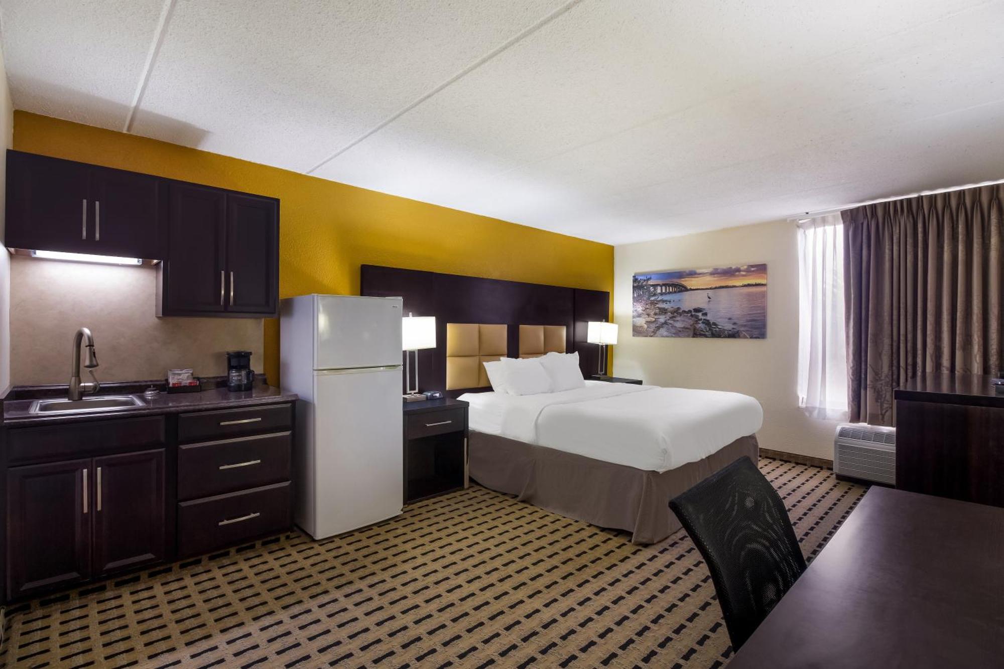 Clarion Pointe Lake Jackson - Clute 외부 사진