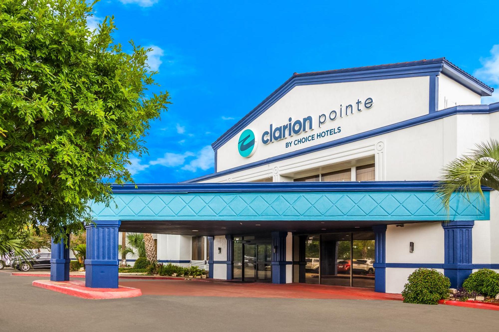 Clarion Pointe Lake Jackson - Clute 외부 사진