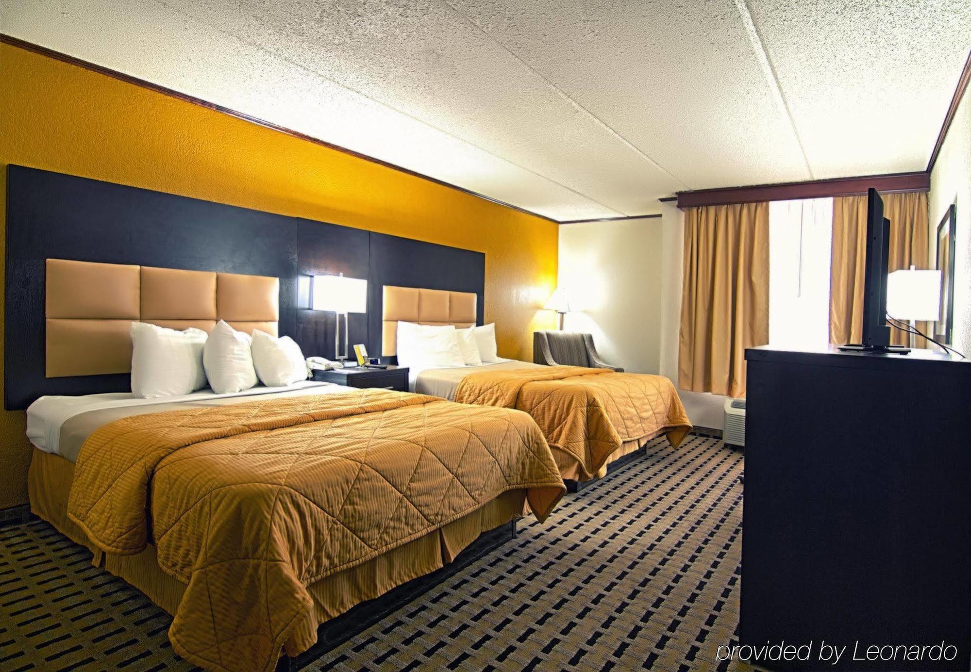 Clarion Pointe Lake Jackson - Clute 외부 사진